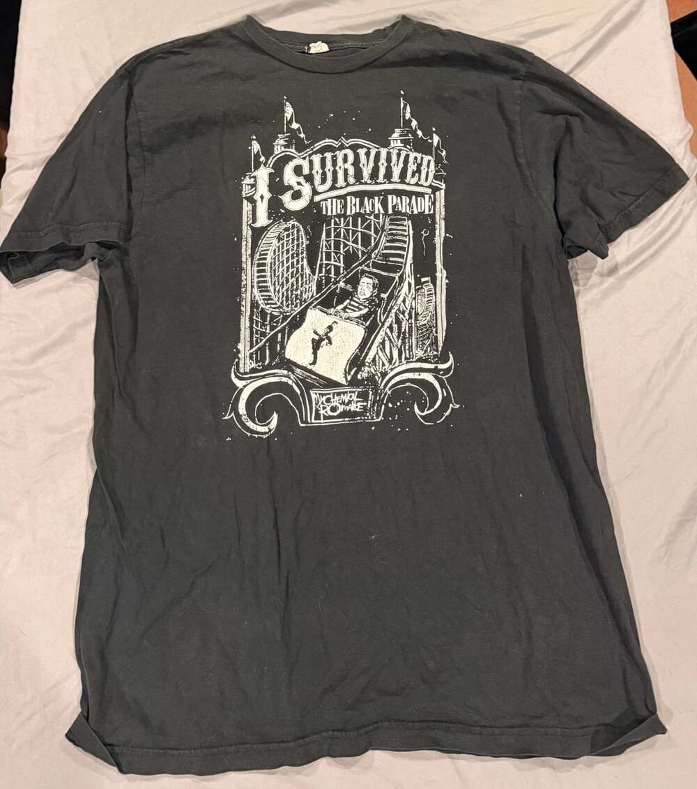 Bay Island Sportswear My Chemical Romance I Survived The Black Parade T-Shirt XL